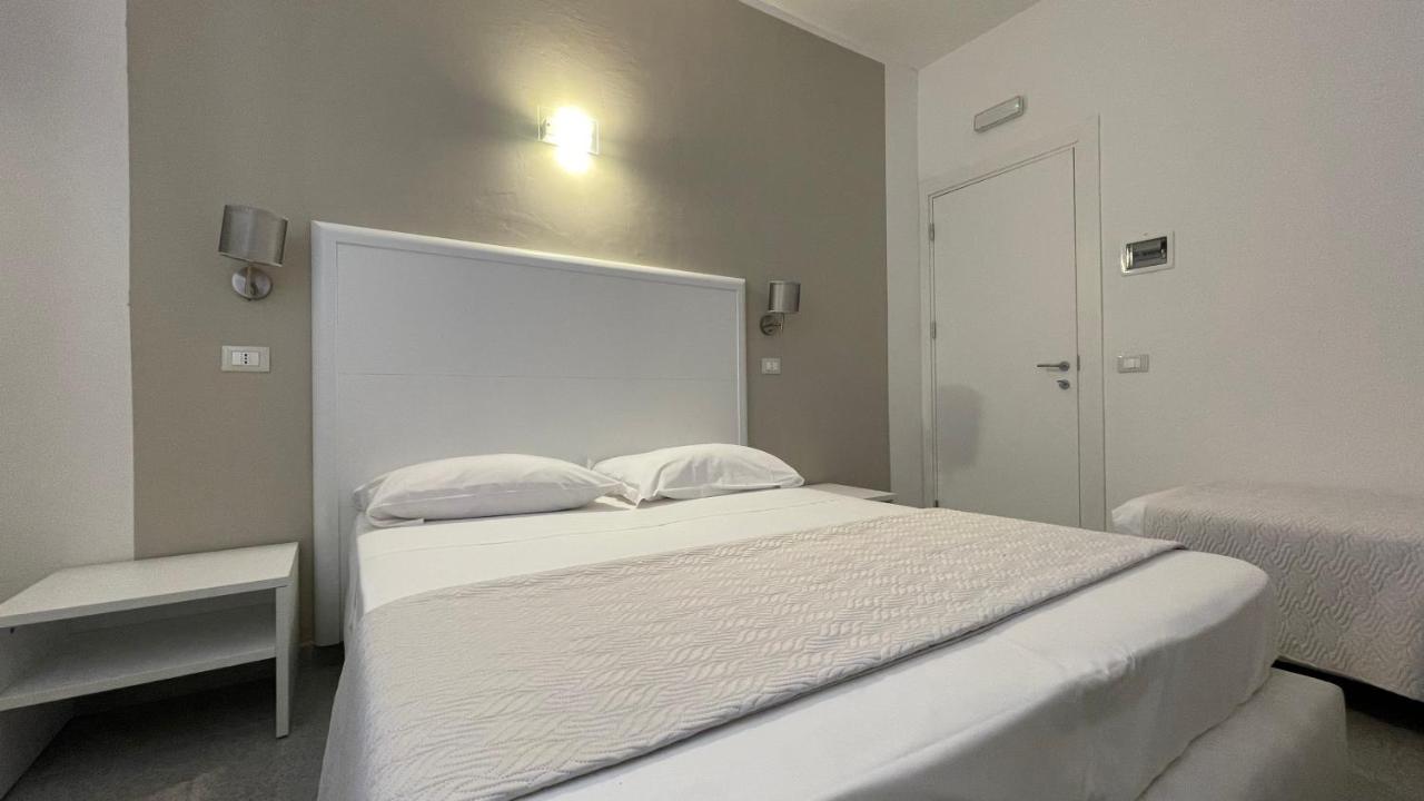 Hotel L'Ogliera Pomonte Ngoại thất bức ảnh